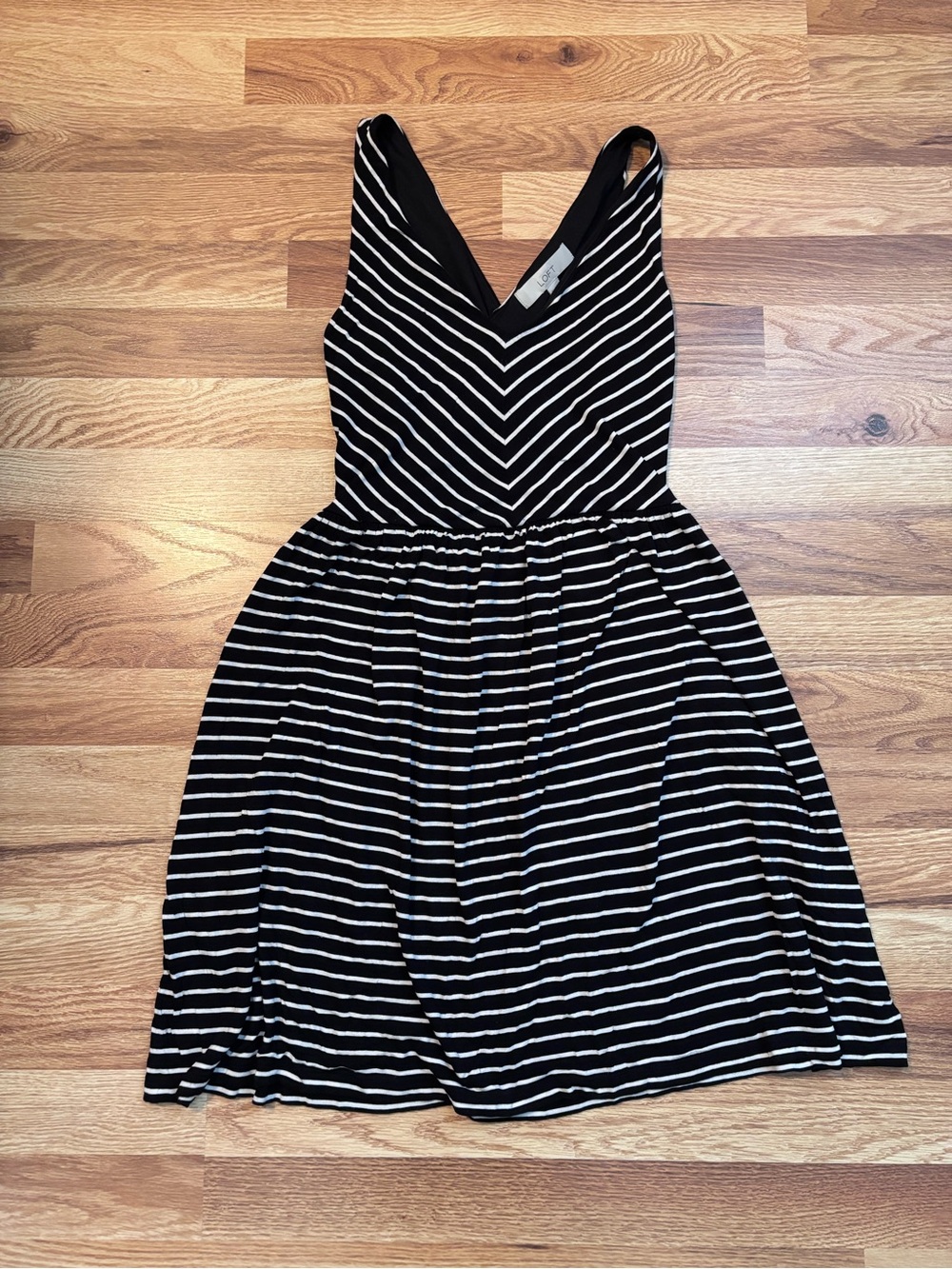 LOFT Midi Black/ White Striped V-Neck Stretchy Dress Womens Size XS